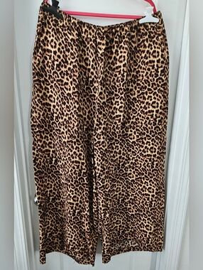 torrid Leopard-Print Wide Leg Crinkle Pants